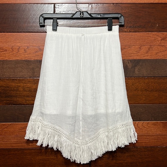 Amy Byer Other - Amy Byer Shiny White Sheer Lined Fringy Midi Skirt